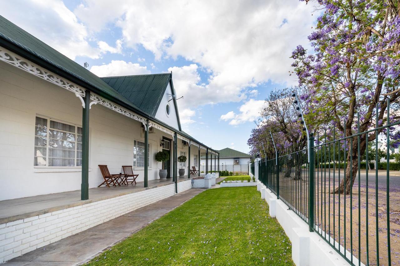 Victorian Square Guesthouse Graaff-Reinet 外观 照片