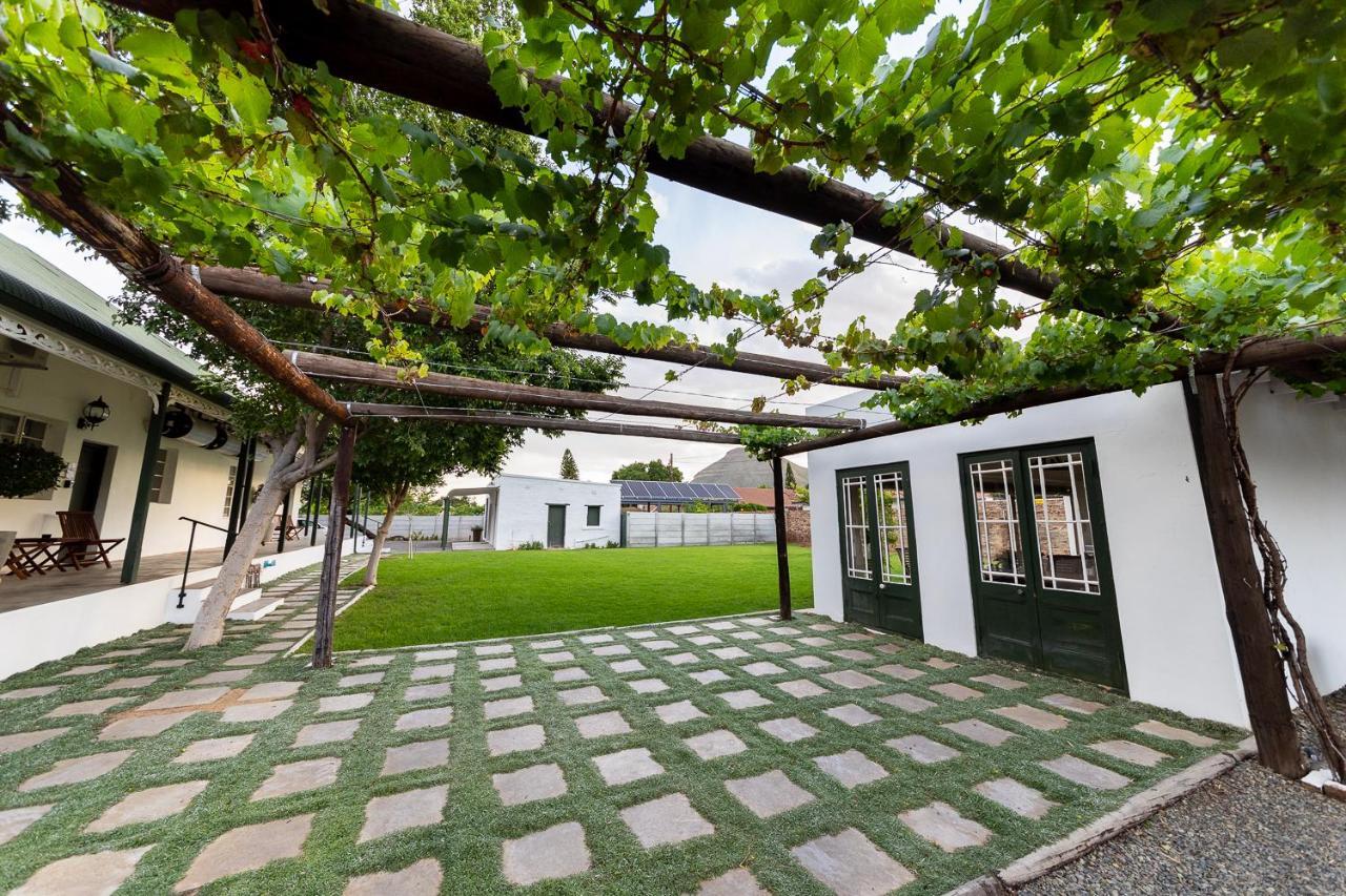 Victorian Square Guesthouse Graaff-Reinet 外观 照片