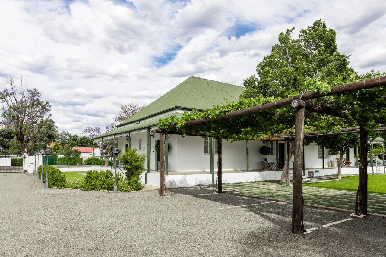 Victorian Square Guesthouse Graaff-Reinet 外观 照片