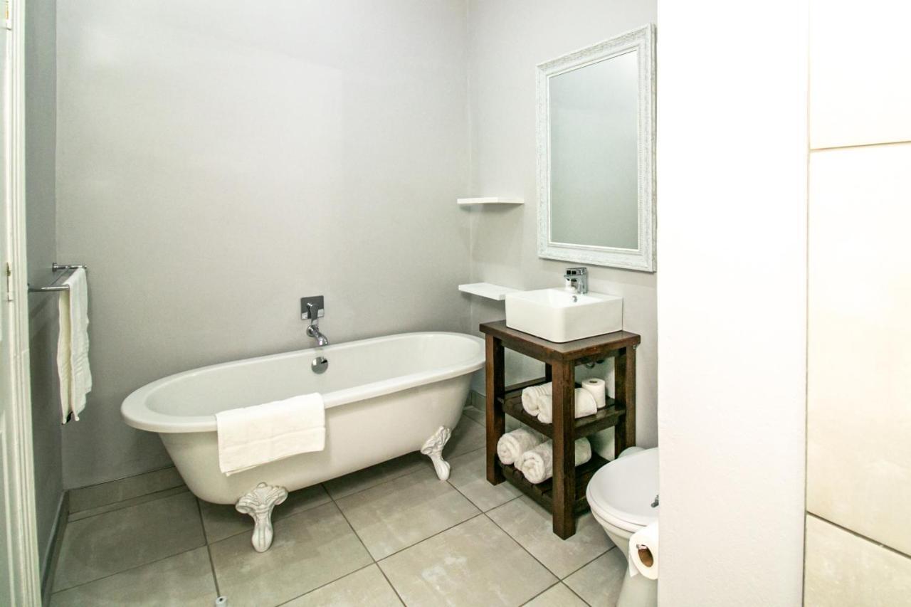 Victorian Square Guesthouse Graaff-Reinet 外观 照片