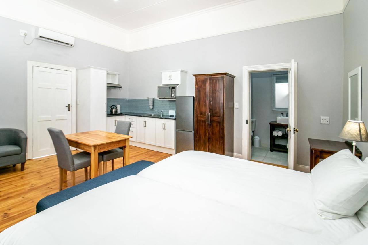 Victorian Square Guesthouse Graaff-Reinet 外观 照片