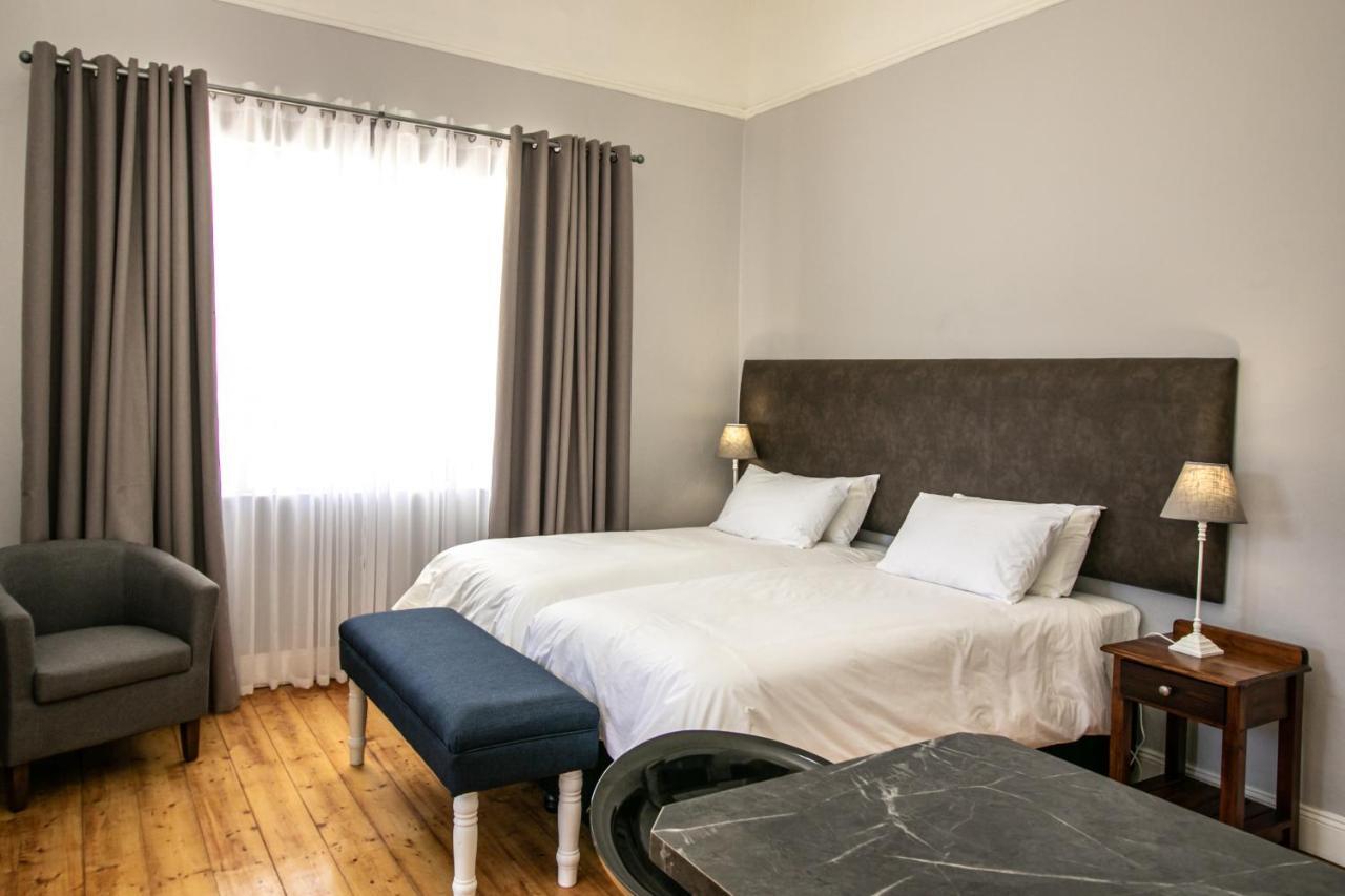 Victorian Square Guesthouse Graaff-Reinet 外观 照片