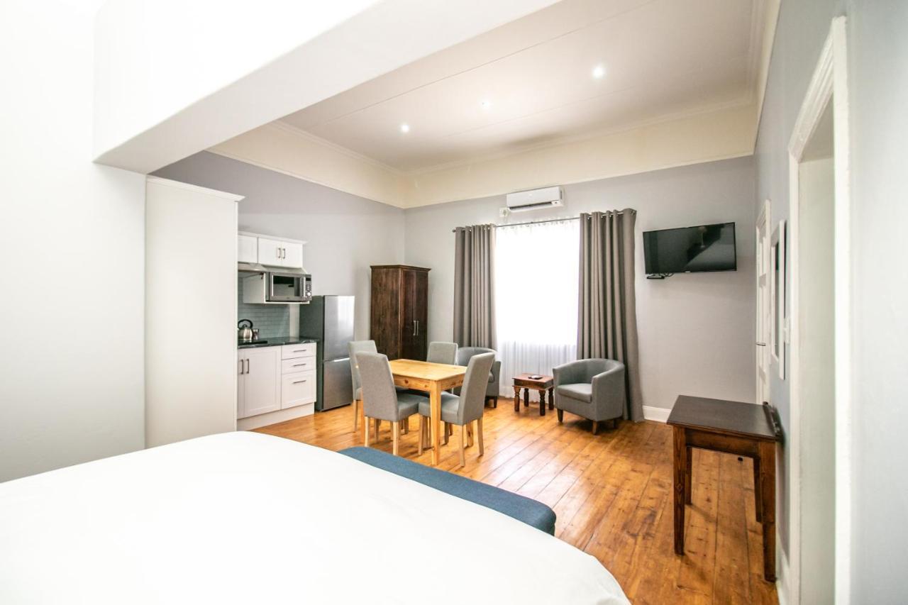 Victorian Square Guesthouse Graaff-Reinet 外观 照片