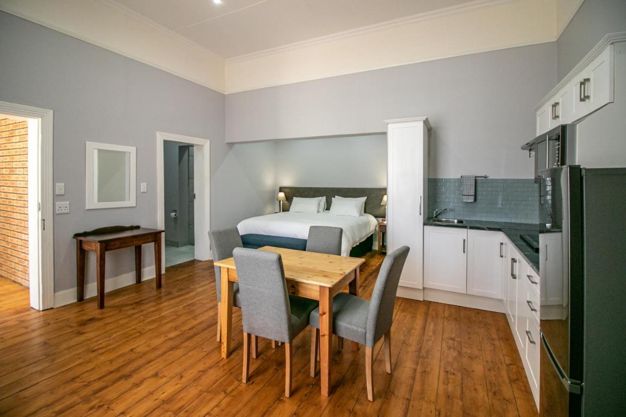 Victorian Square Guesthouse Graaff-Reinet 外观 照片