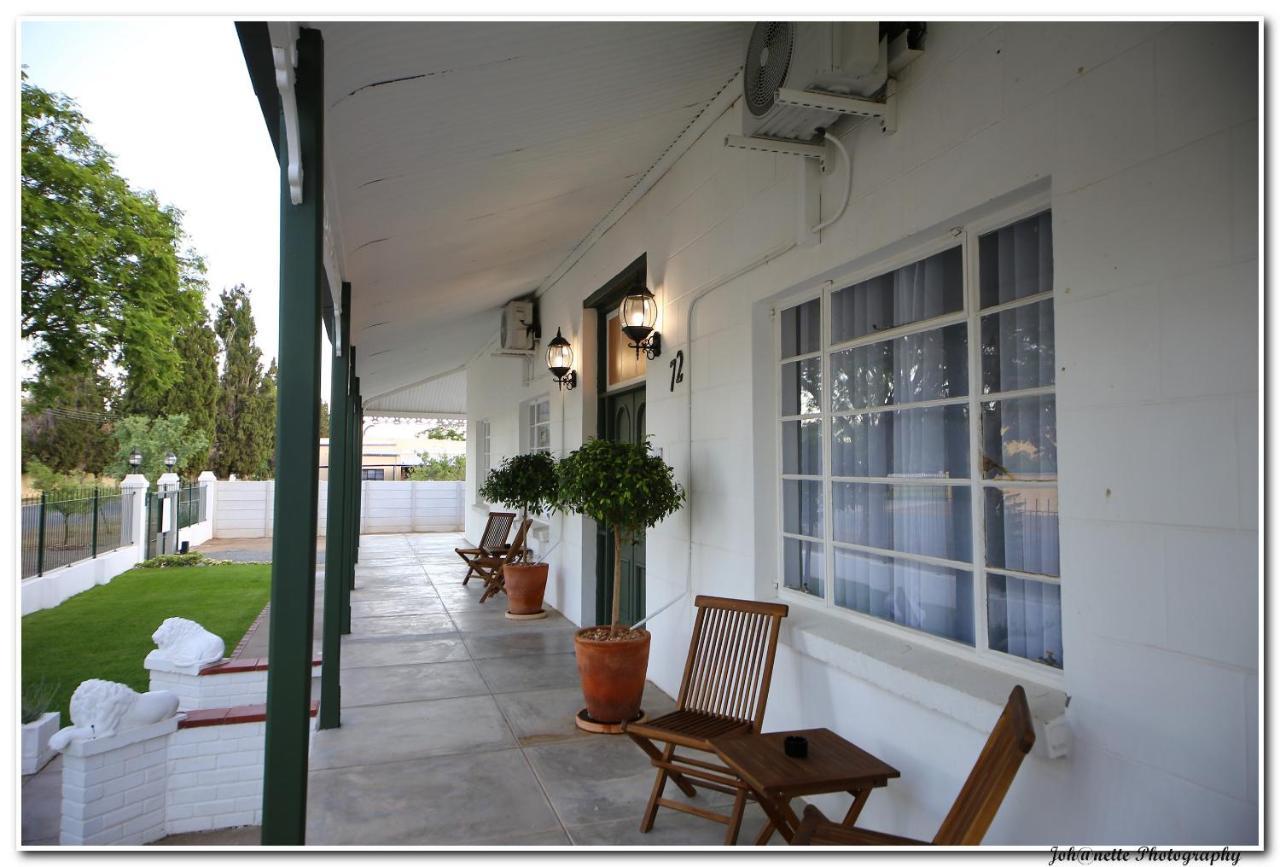 Victorian Square Guesthouse Graaff-Reinet 外观 照片