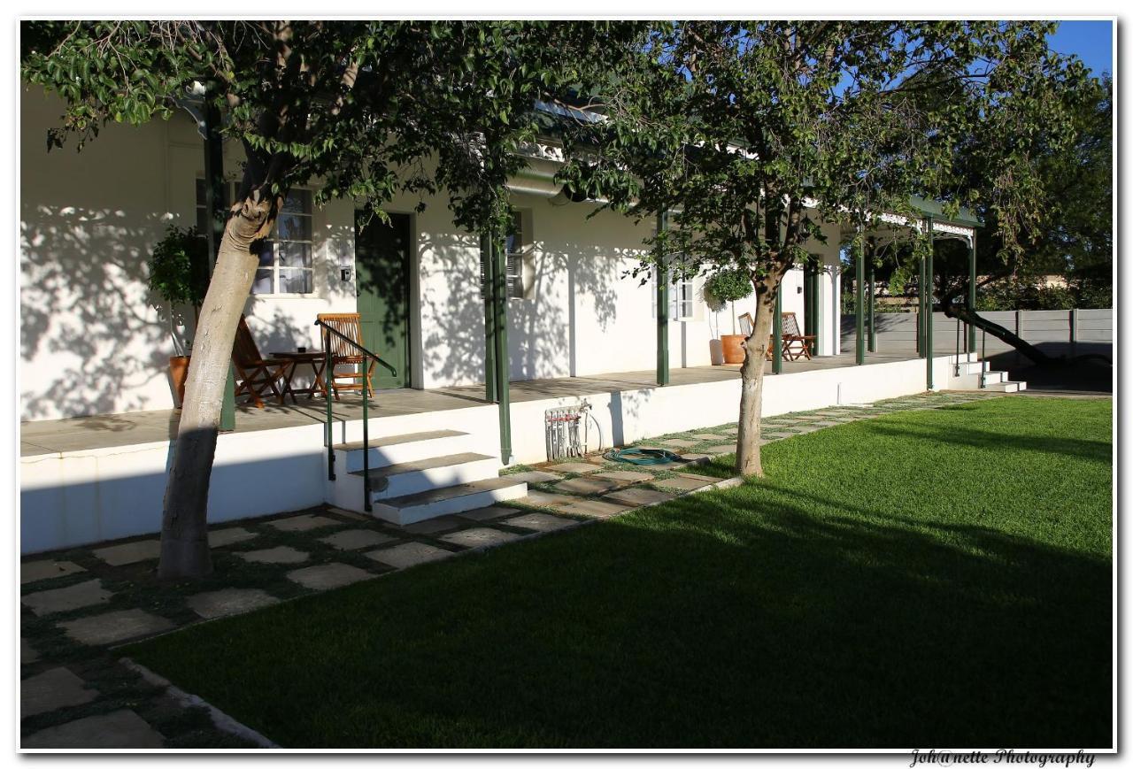 Victorian Square Guesthouse Graaff-Reinet 外观 照片